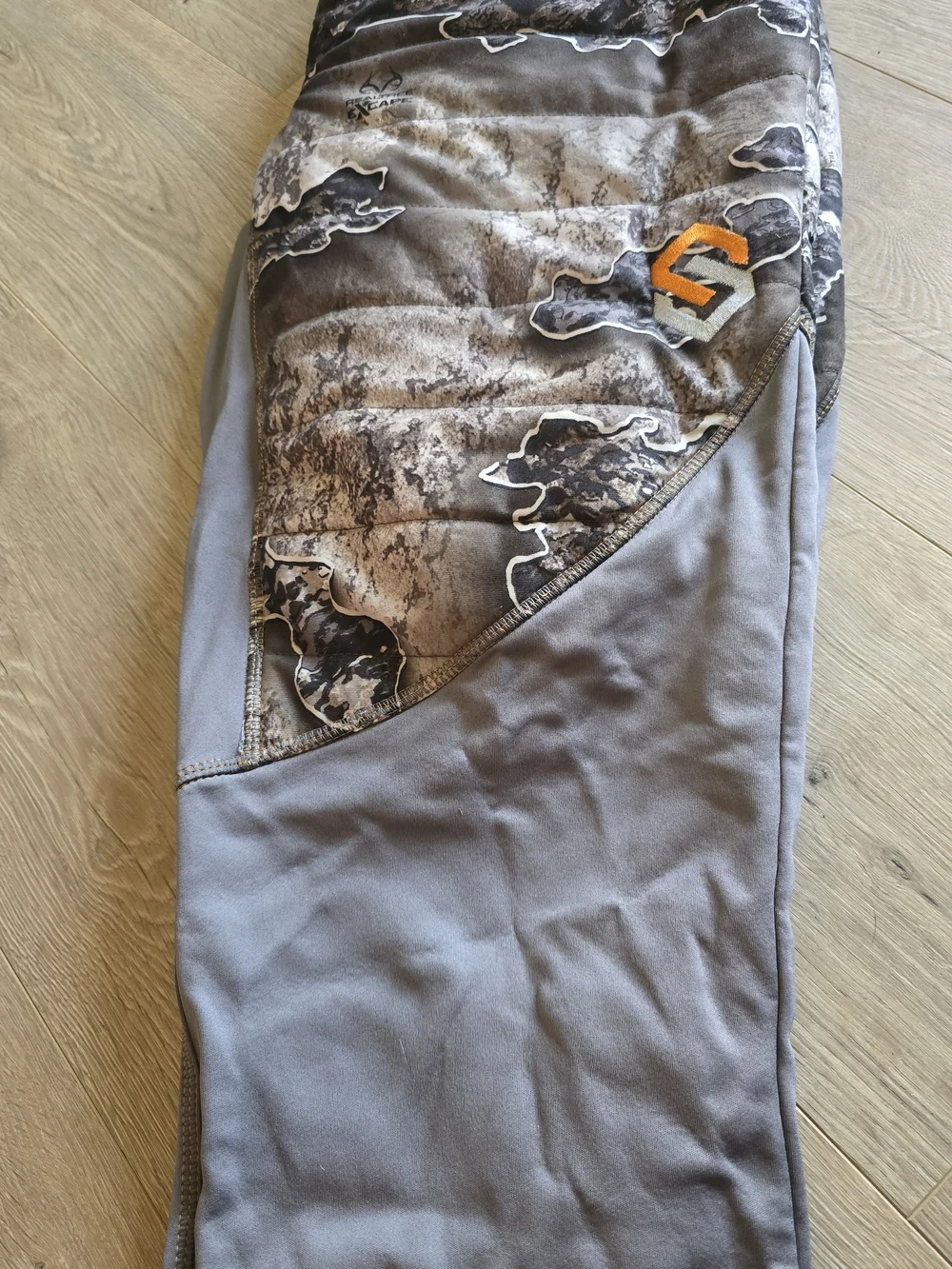 Scwnt LokMen's Gray Camouflage Performance/Base Layer Pants